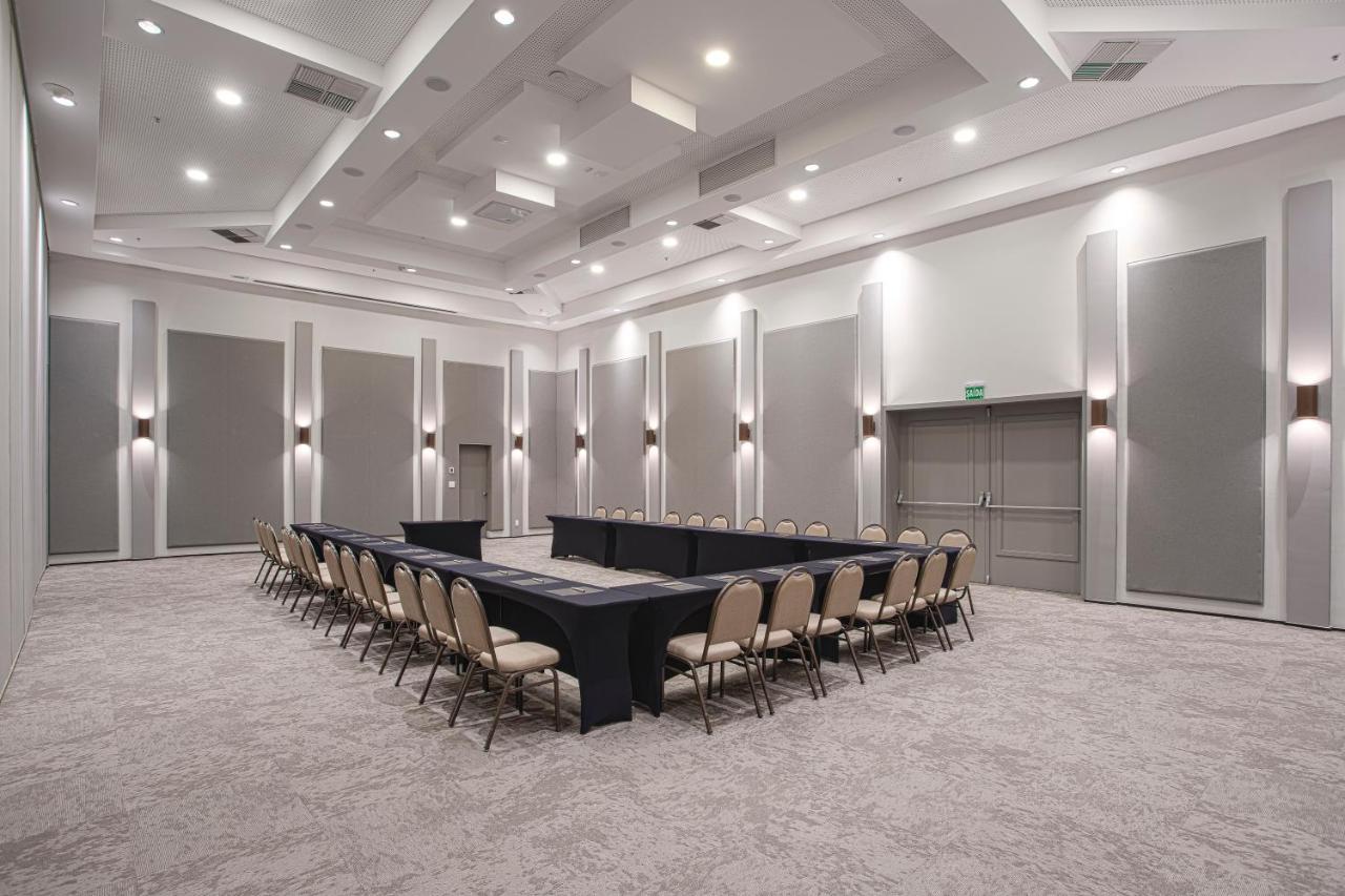 Qoya Hotel Curitiba, Curio Collection By Hilton 外观 照片 Meeting room