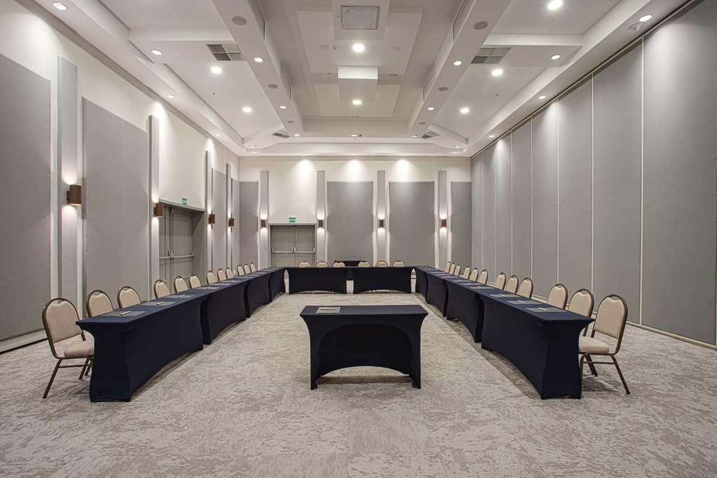 Qoya Hotel Curitiba, Curio Collection By Hilton 设施 照片 U-shaped table layout